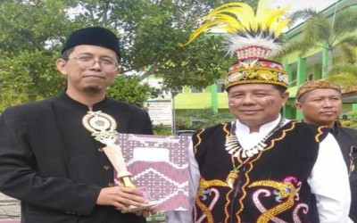Pemberian Apresiasi Oleh Kementrian Agama Kabupaten Gresik Kepada Bapak Muh Faiq Rofiqi, S.Si
